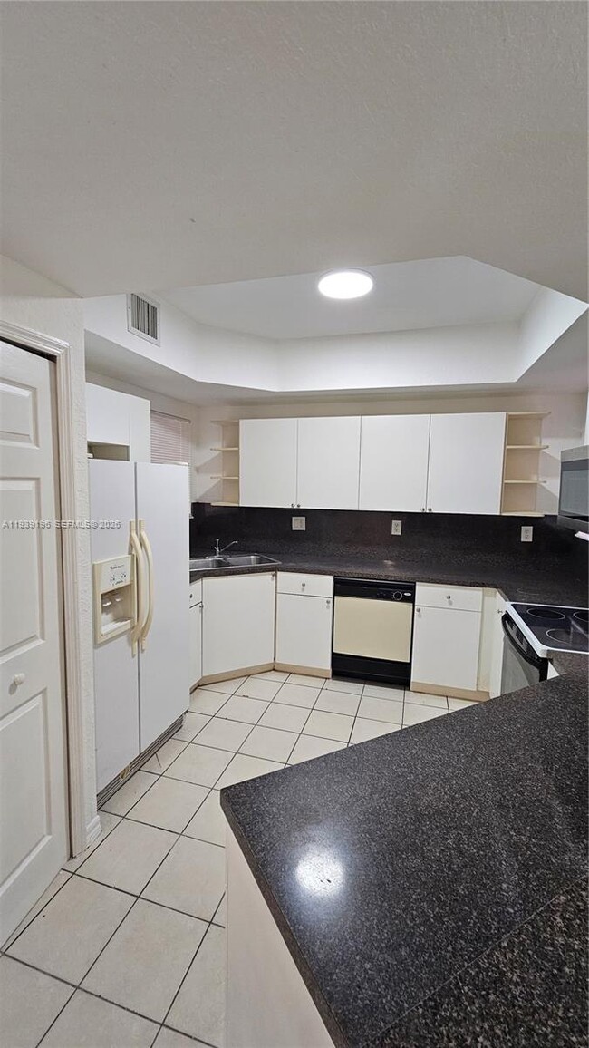 Photo - 908 SW 6th Ct