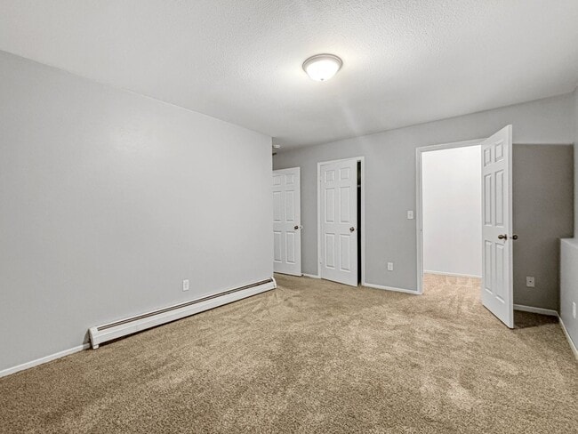 Photo - 1018 Abbey Ct Unidad 2