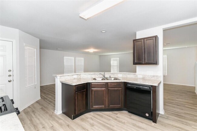 Photo - 14100 Lahontan Dr