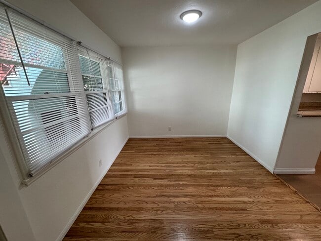 Photo - 906 Alandele Ave Unit 902
