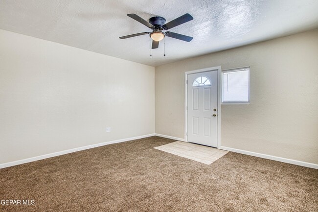 Photo - 1611 N Kansas St Unit B