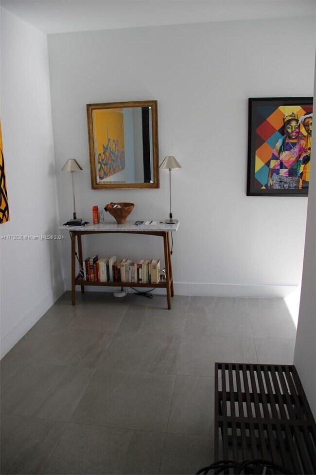 Photo - 2944 SW 27th Ter Unit 2942