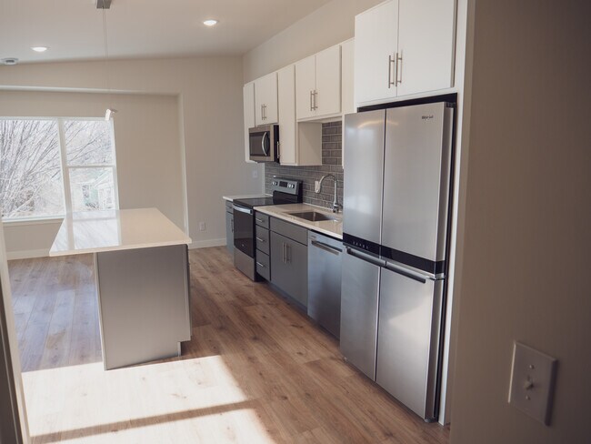 Photo - 4425 45th Ave S Unit 2