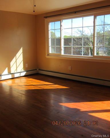 Building Photo - 120-06 172nd St Unit 2