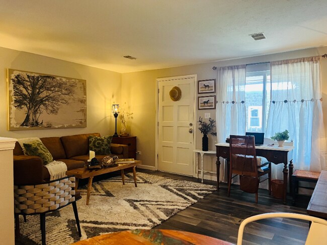 Photo - 1496 S Pierson St Unidad 115