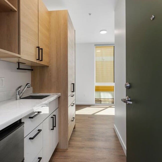 Photo - Freya Apartments - Private Studios + Socia...