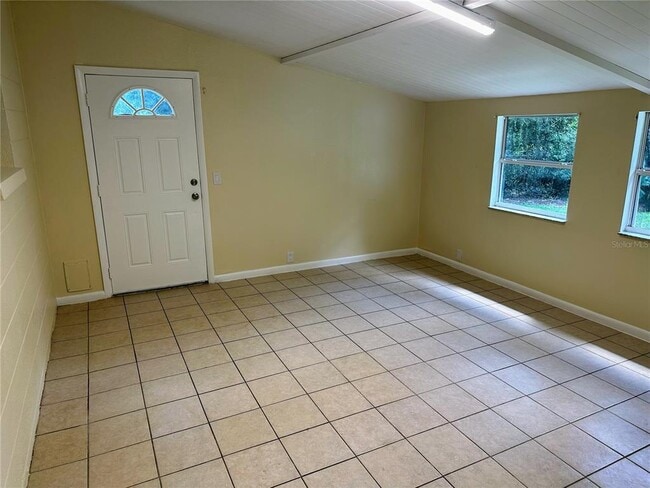 Photo - 39346 Rusbe Dr