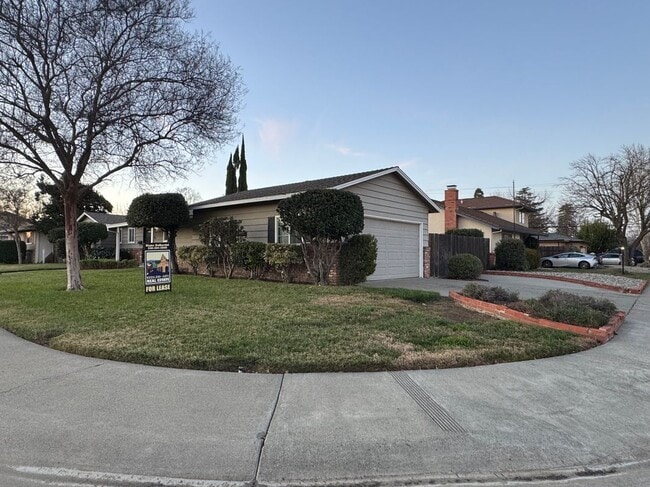 Photo - 29 Cypress Dr