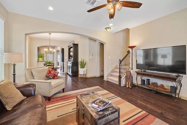 Photo - 1022 Lost Pines Ln Unit 1022 Lost Pines Ln