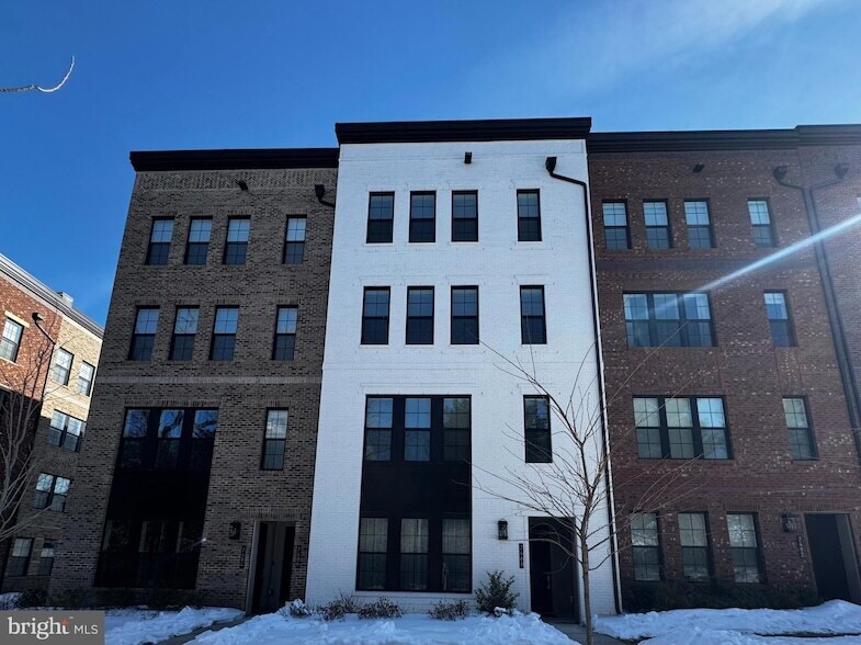 Photo - 7488 Backett Wood Ter