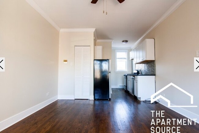 Photo - 646 W Roscoe St Unit 2