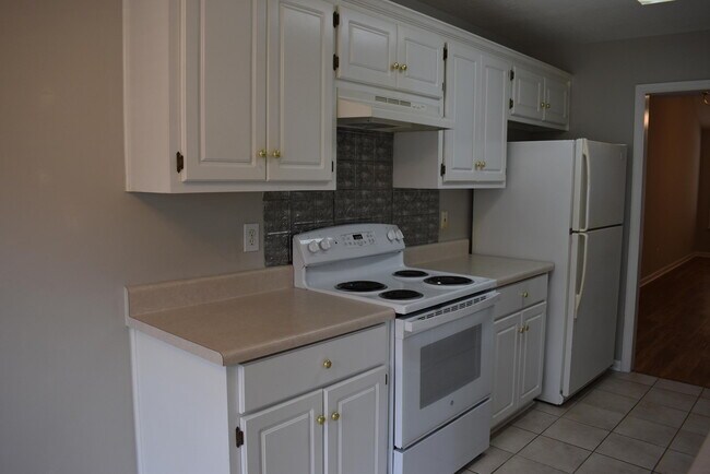 Photo - 354 Crawford Mill Ln