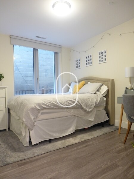 Photo - 34 Cunard St