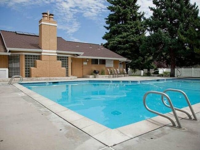 Photo - 7170 Shadow Ridge Dr Unit Apt 1G