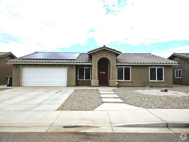 Building Photo - Solar home for Lease