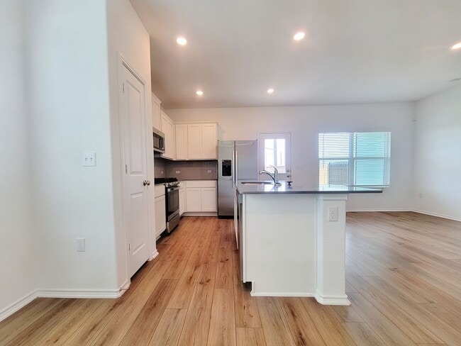 Photo - 7232 Dancing Wind Ln