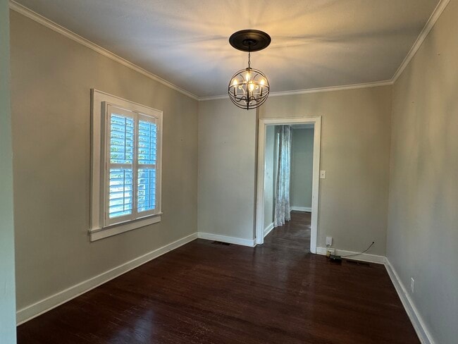 Photo - 5408 Villa Rd