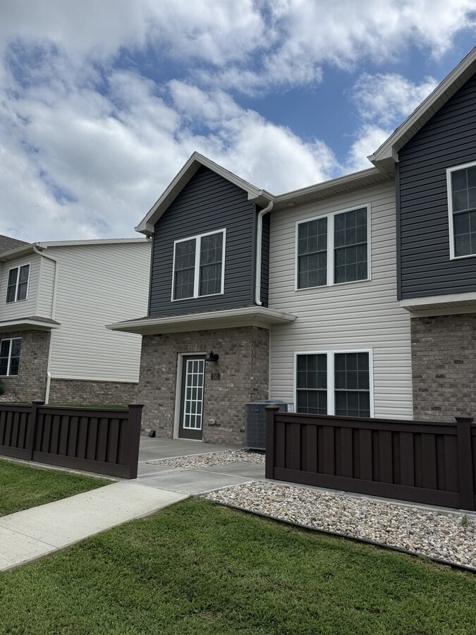 Photo - 241 Pinehurst Dr