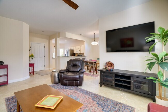 Photo - 15992 W Indigo Ln Unit ID1386052P