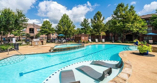 Photo - Hawthorne Ridge