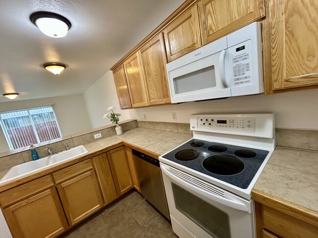 Photo - 4177 Bluebelle Way Townhome