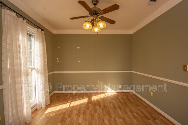 Photo - 6124 Canterbury Dr