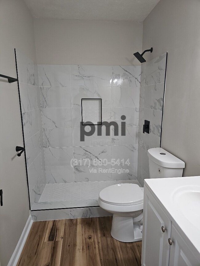 Photo - 303 S Fleming St