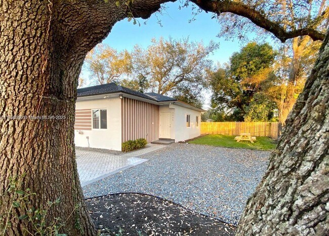 Photo - 9995 NW 23rd Ave