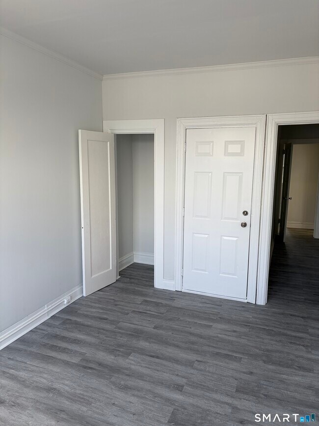 Photo - 351 Greenwich Ave Unidad 3