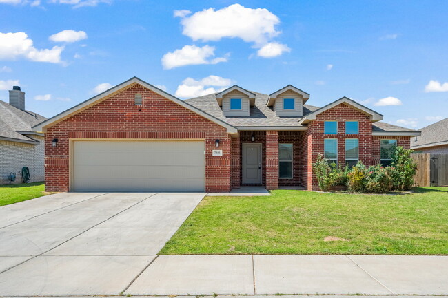 Building Photo - Modern Comfort Meets Thoughtful Design in Upland Crossing