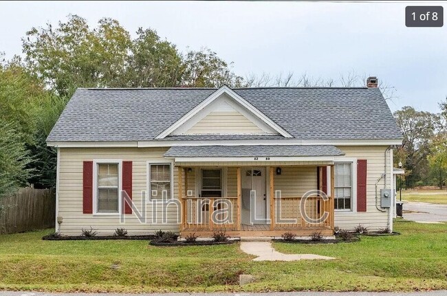Building Photo - 80 N Dunn St Rental