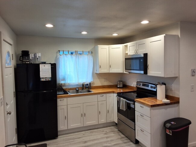 Photo - 720 S Southern St