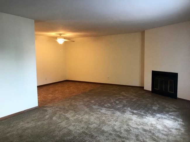 Photo - Lake Christine Village Apartments