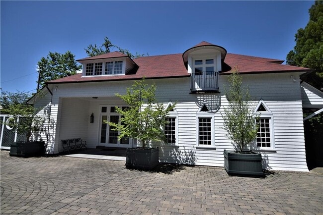 Photo - 431 Bellevue Ave