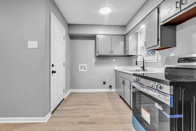 Photo - 4951 Shayne Ln