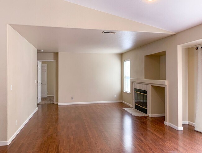 Photo - 4 Bedroom Home in Hollister