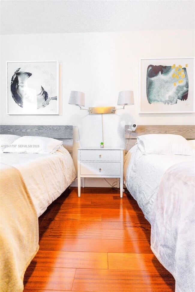 9595 Collins Ave Unit N9-C