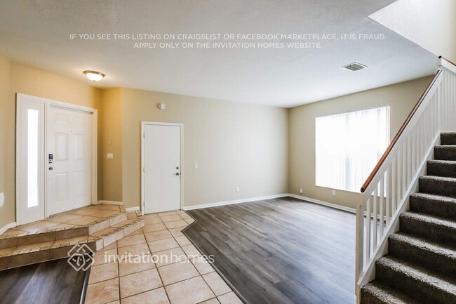 Photo - 5115 Crescent Moon Dr