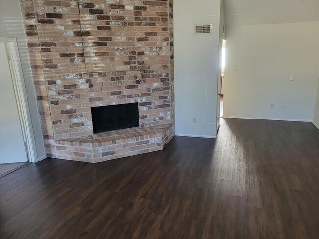 Photo - 19535 Lazy Valley Dr