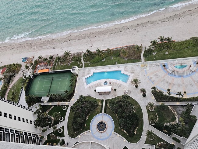 Building Photo - 19111 Collins Ave Unit 2906 Rental
