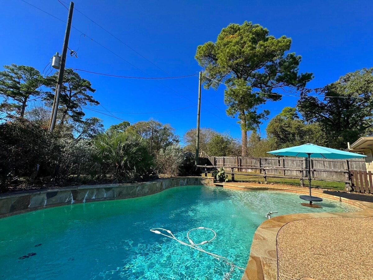 Photo - 114 Elmwood St