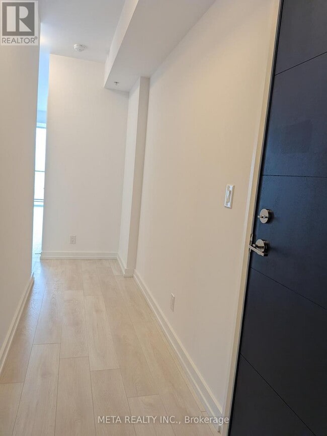 Photo - 75 James St S Unit 2601