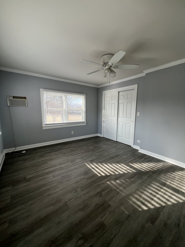 Photo - 206 Raupp Blvd