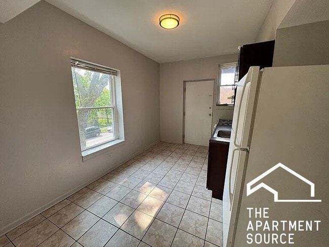 Photo - 3807 W Thomas St Unit 1