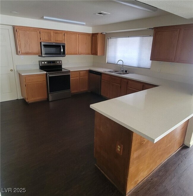 Photo - 6761 Holmby Ave Unit A