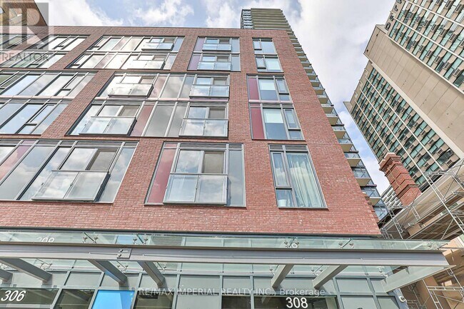 Photo - 308 Jarvis St Unit 305