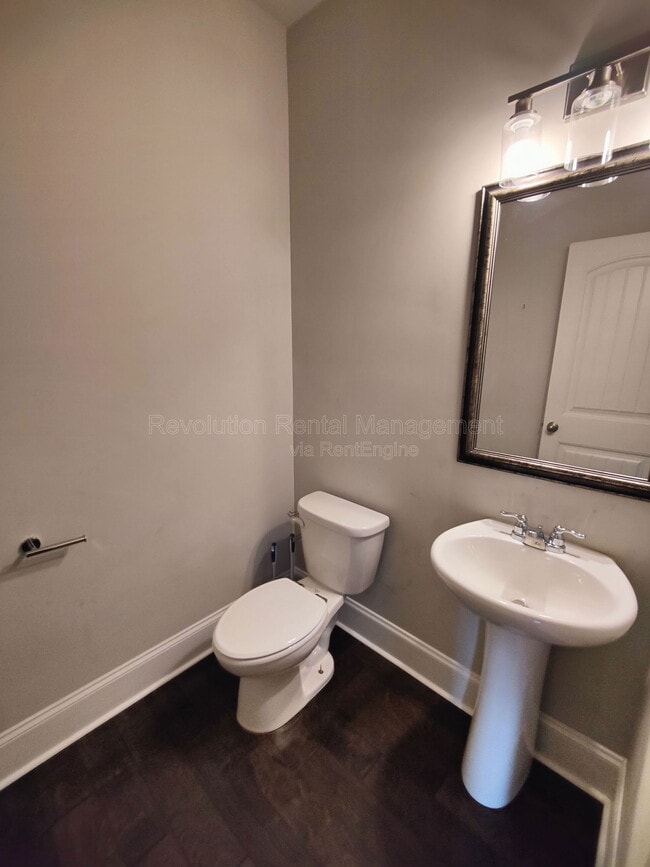 Photo - 823 Python Dr