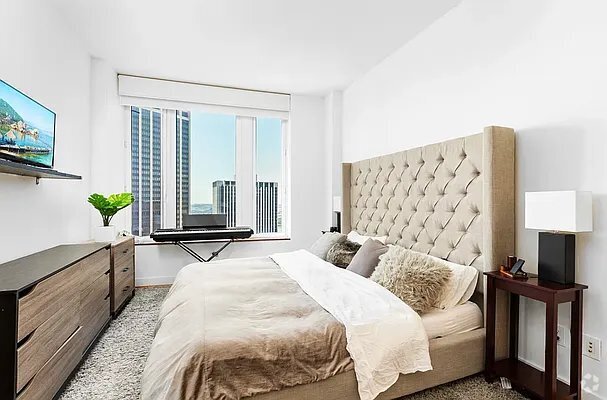 Building Photo - 15 William St Unit 28M Rental