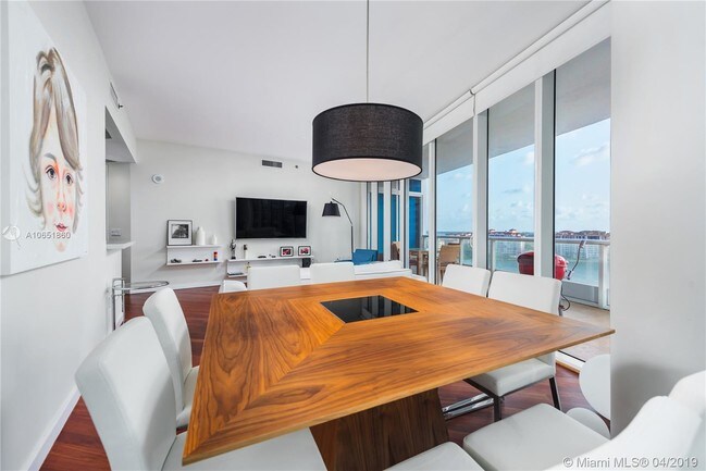 Photo - 100 South Pointe Dr Unit 1501