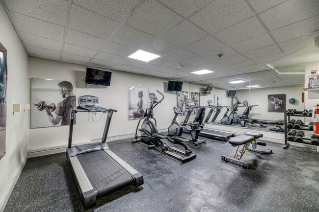 Photo - Nottingham Towers